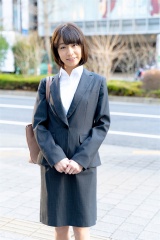 同僚OLとヤリタイ！！出版会社編集業務 真宮菜々さん（21歳） パッケージ画像